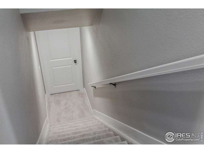 Spacious, unfurnished interior of a new home in Promontory Point, Greeley (Image 23).