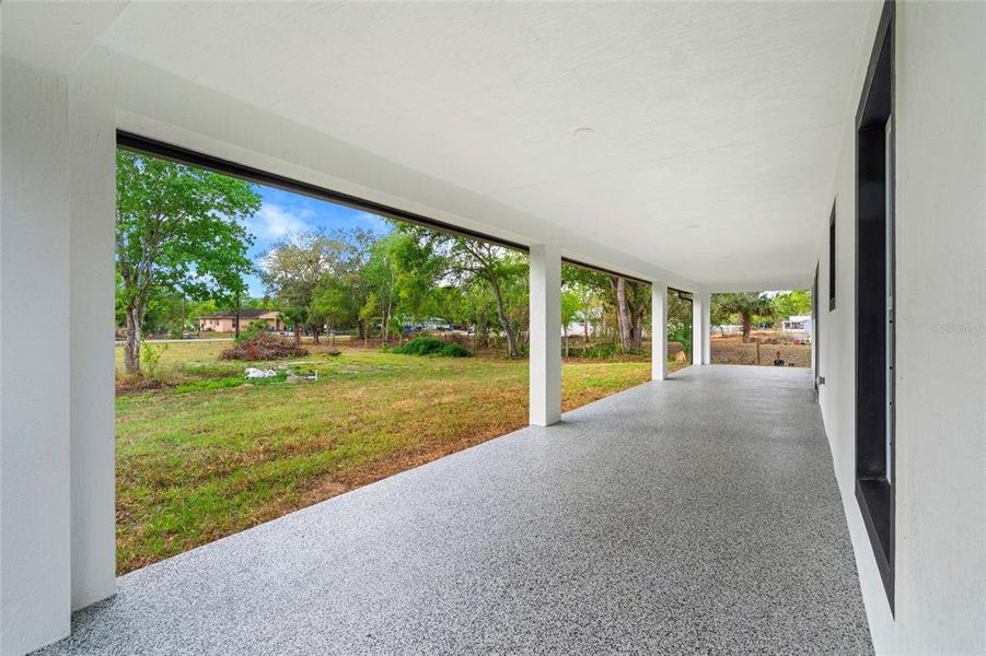Exterior details and patio area of a home in , Okeechobee (Image 26).