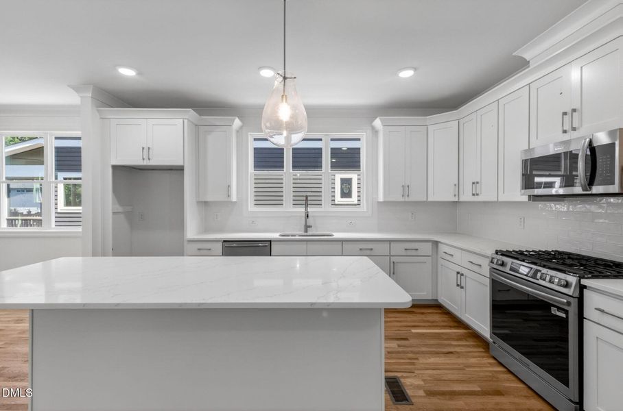 11-web-or-mls-516 Heather Drive - 11