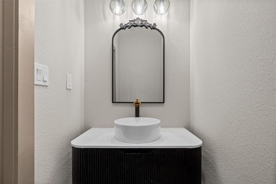 Furnished interior view inside a new home in , Joshua (Image 28).