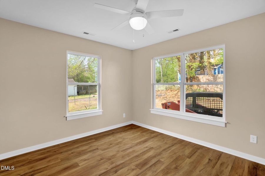 16-web-or-mls-230 N Melville St-16