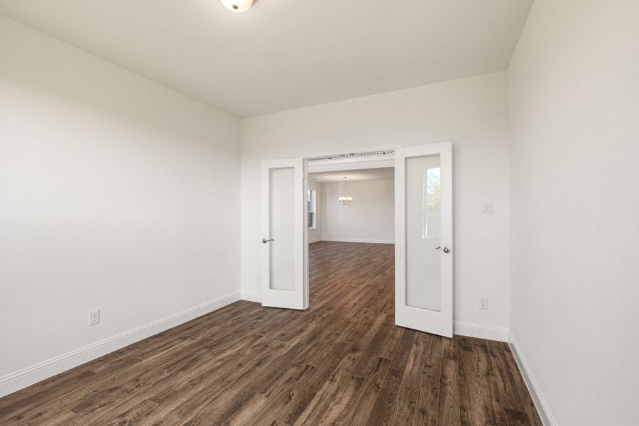 Spacious, unfurnished interior of a new home in Elevon, Lavon (Image 33).