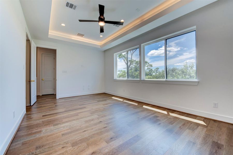 Spacious, unfurnished interior of a new home in , Houston (Image 39). Spacious, unfurnished interior of a new home in , Houston (Image 39).
