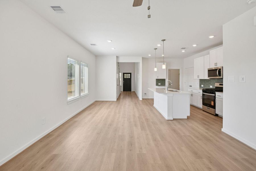 Photo is not of the actual home, but is an inspirational photo of builder’s model home and may depict options, furnishings, and/or decorator features that are not included