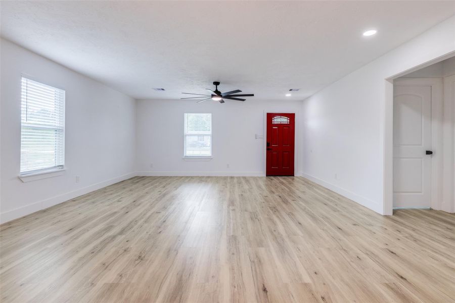 Spacious, unfurnished interior of a new home in , Cleveland (Image 29).