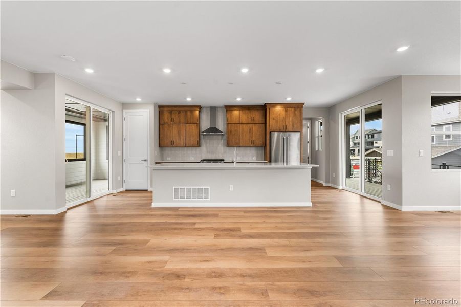 Spacious, unfurnished interior of a new home in Tribute at Lyric, Lone Tree (Image 33).