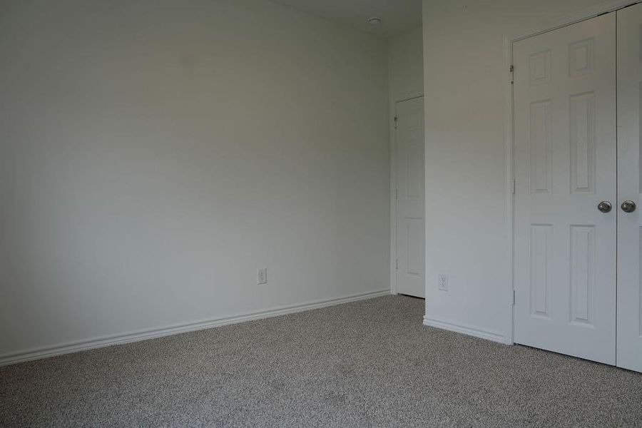 Spacious, unfurnished interior of a new home in , Dayton (Image 11).