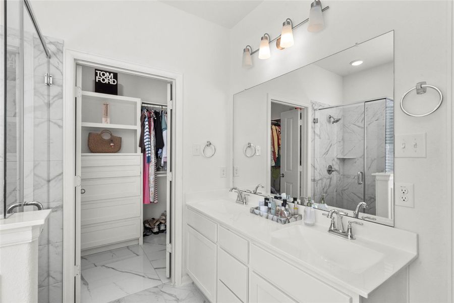 Furnished interior view inside a new home in , Santa Fe (Image 15). Furnished interior view inside a new home in , Santa Fe (Image 15).