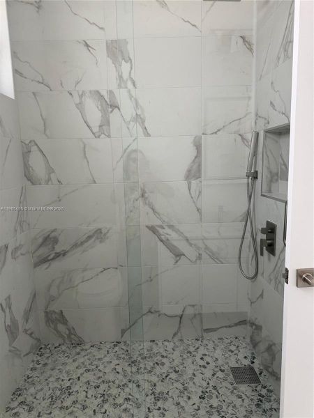 Image 37 of a home in .