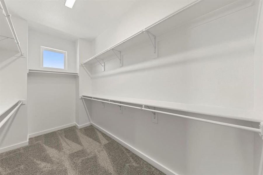 7_1833 Azalea_2283_Elm II_Closet