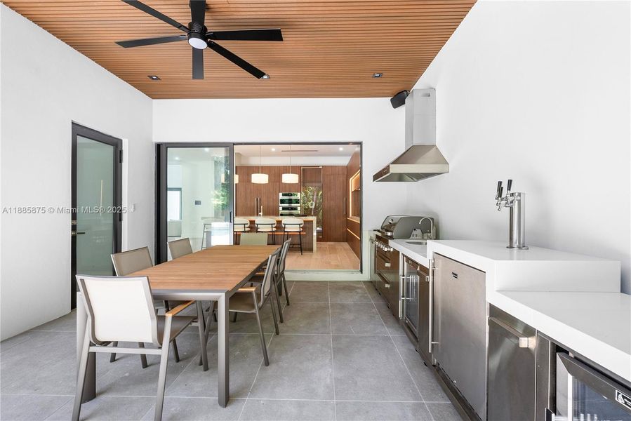 Outdoor dining area/kitchen Outdoor dining area/kitchen