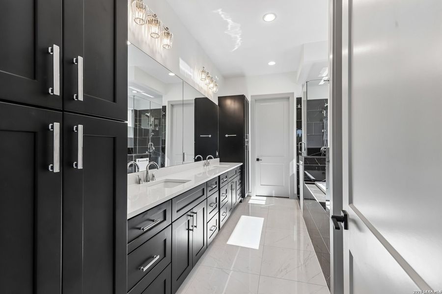 Furnished interior view inside a new home in , San Antonio (Image 20).