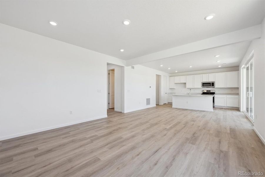 Image 19 of a home in Vista West.