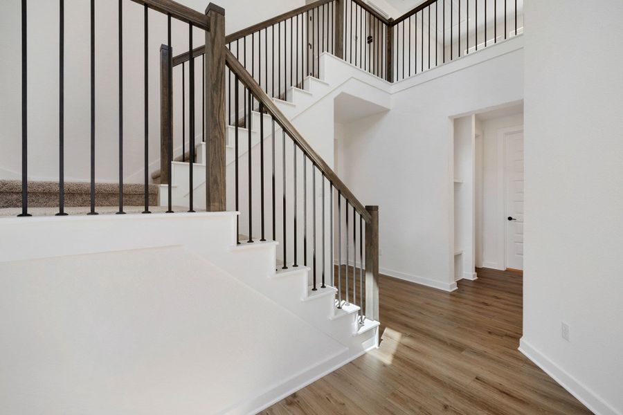 Spacious, unfurnished interior of a new home in Flora, Hutto (Image 39).