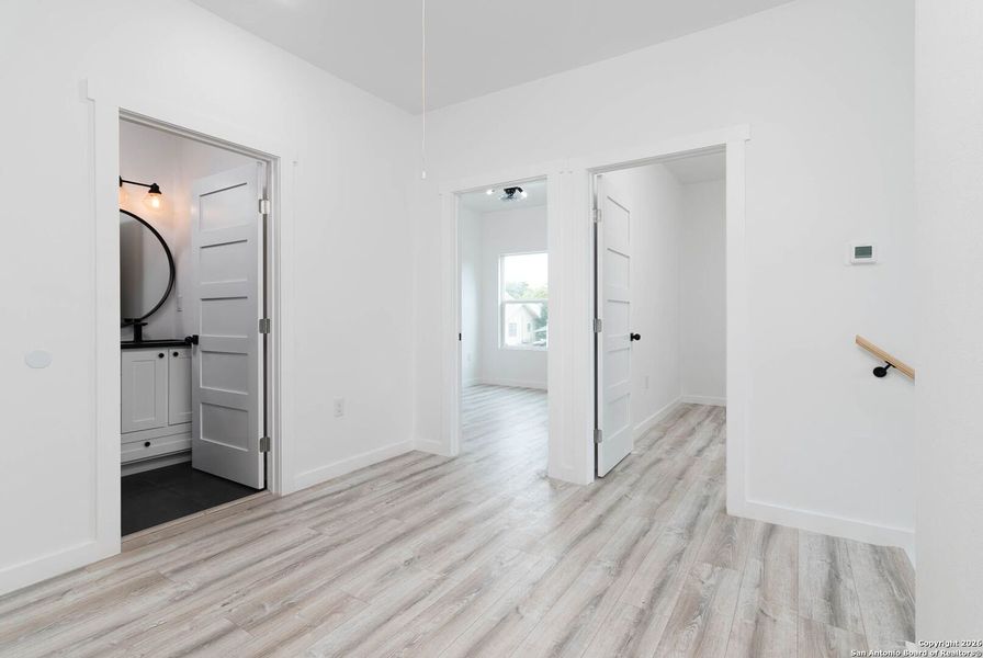 Spacious, unfurnished interior of a new home in , San Antonio (Image 22).