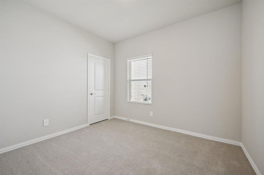 Photo is not of the actual home, but is an inspirational photo of builder’s model home and may depict options, furnishings, and/or decorator features that are not included. Photo is not of the actual home, but is an inspirational photo of builder’s model home and may depict options, furnishings, and/or decorator features that are not included.