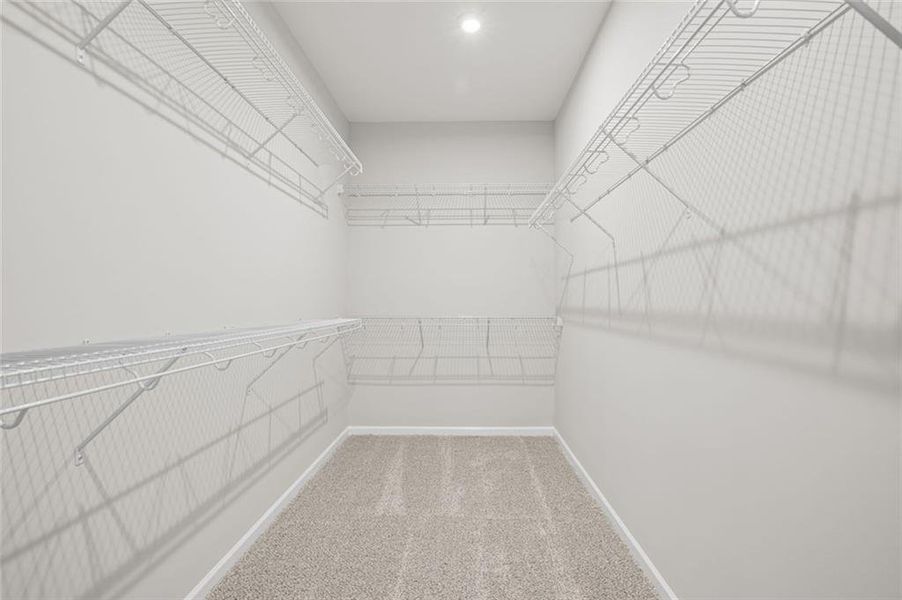 Spacious, unfurnished interior of a new home in Laurel Farms, Dallas (Image 32). Spacious, unfurnished interior of a new home in Laurel Farms, Dallas (Image 32).