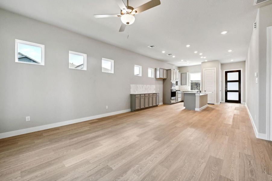 Photo is not of the actual home but is an inspirational photo of builder’s model home and may depict options, furnishings, and/or decorator features that are not included. Photo is not of the actual home but is an inspirational photo of builder’s model home and may depict options, furnishings, and/or decorator features that are not included.