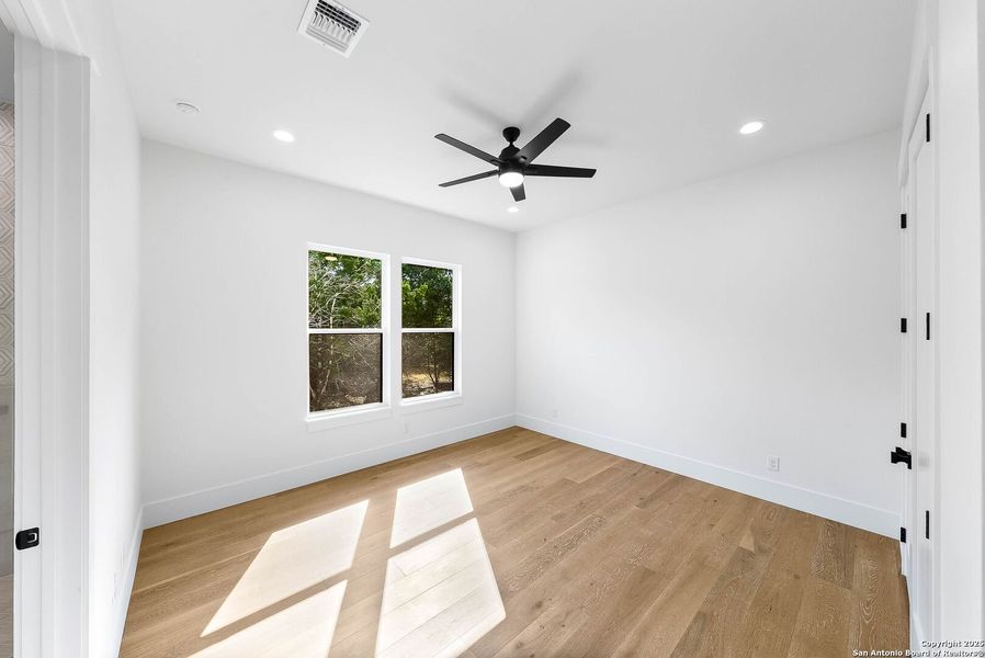 Spacious, unfurnished interior of a new home in , Bandera (Image 44). Spacious, unfurnished interior of a new home in , Bandera (Image 44).