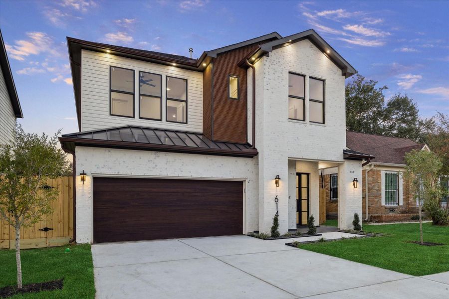 Front exterior of a new home in , Houston, TX, highlighting curb appeal (Image 25).
