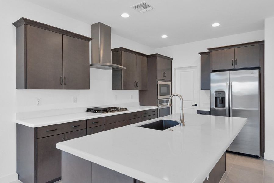 Representative furnished interior of a home built from the Winsor by Taylor Morrison in Stonehaven Discovery Collection, Glendale (Image 12).