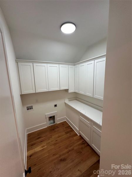 Spacious, unfurnished interior of a new home in , Mooresville (Image 16).