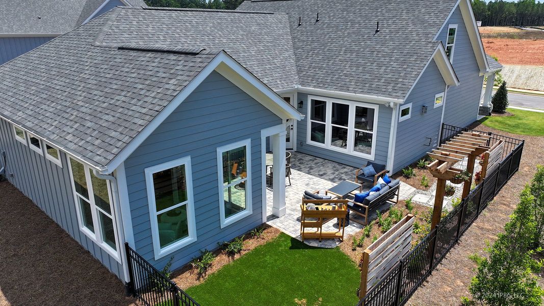 Representative exterior details of a home built from the Portico by Epcon Communities in The Courtyards at Bailey Farms, Dacula (Image 4).