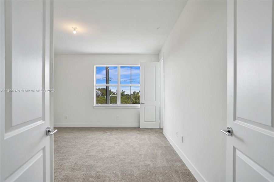 Spacious, unfurnished interior of a new home in , Delray Beach (Image 44).