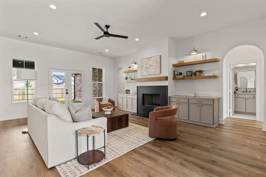 Furnished interior view inside a new home in , Robinson (Image 6).