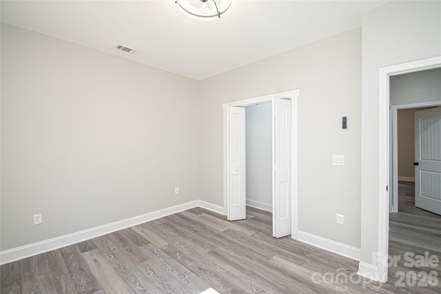 Spacious, unfurnished interior of a new home in , Chester (Image 19).