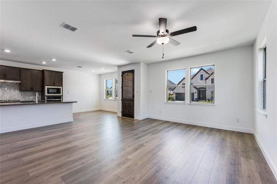 Spacious, unfurnished interior of a new home in North Sky Celina, Celina (Image 25).