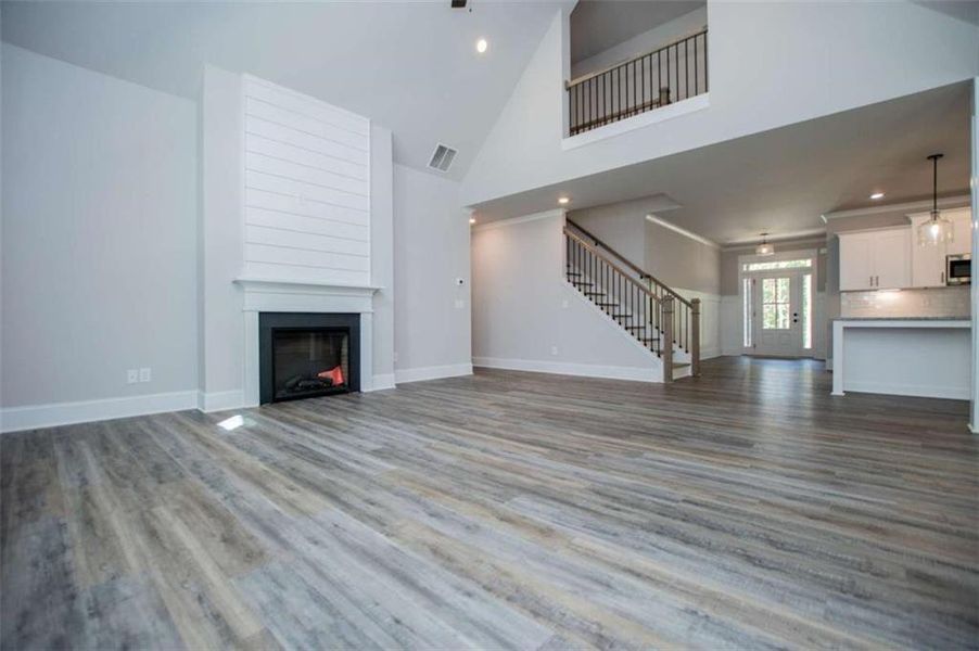 Image 84 of a home in .