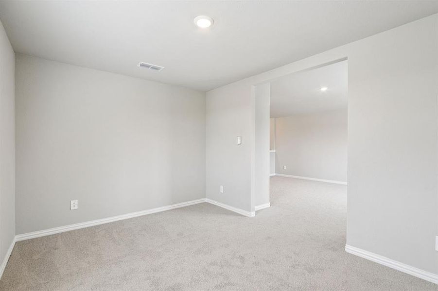 Spacious, unfurnished interior of a new home in River Ridge, Crandall (Image 24).