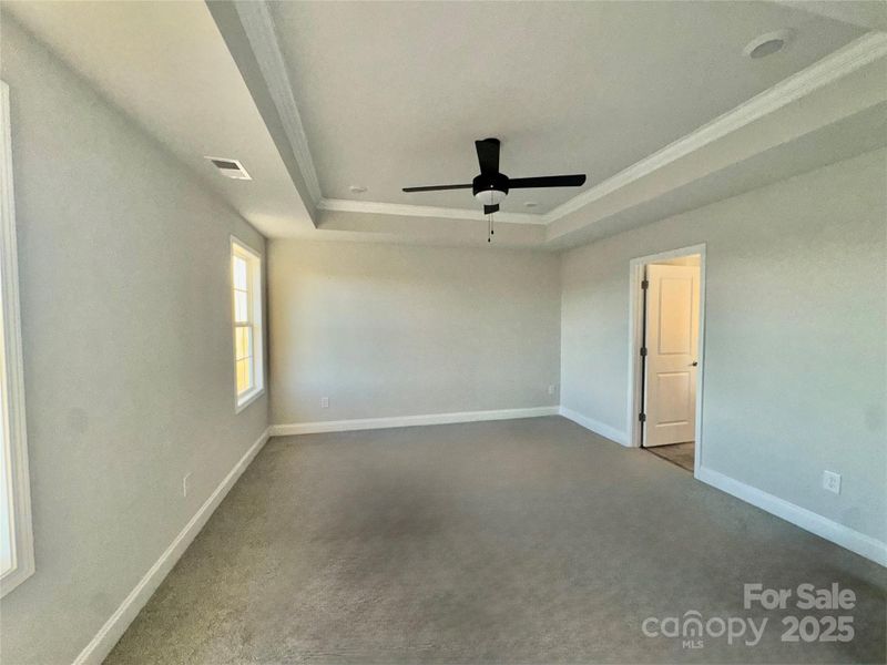 Spacious, unfurnished interior of a new home in , Gastonia (Image 7).