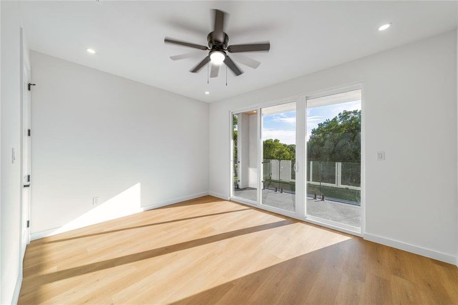 Spacious, unfurnished interior of a new home in , Dallas (Image 26).