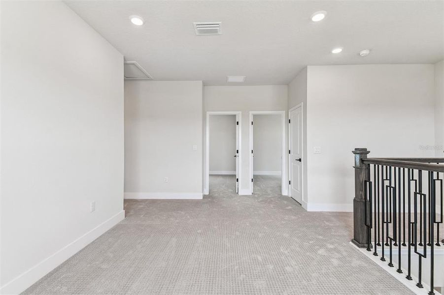 Spacious, unfurnished interior of a new home in Emerald Landing at Waterside at Lakewood Ranch – Cottage Series, Sarasota (Image 29).