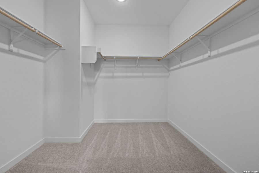 Spacious, unfurnished interior of a new home in Voss Farms, New Braunfels (Image 23).