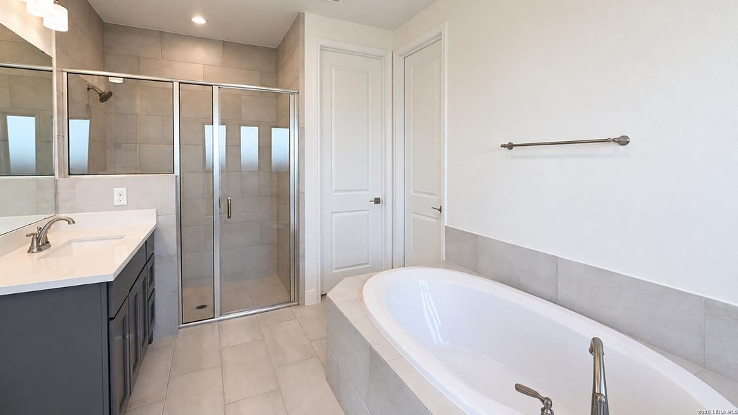 Furnished interior view inside a new home in Meadows of Mill Creek, Seguin (Image 6).