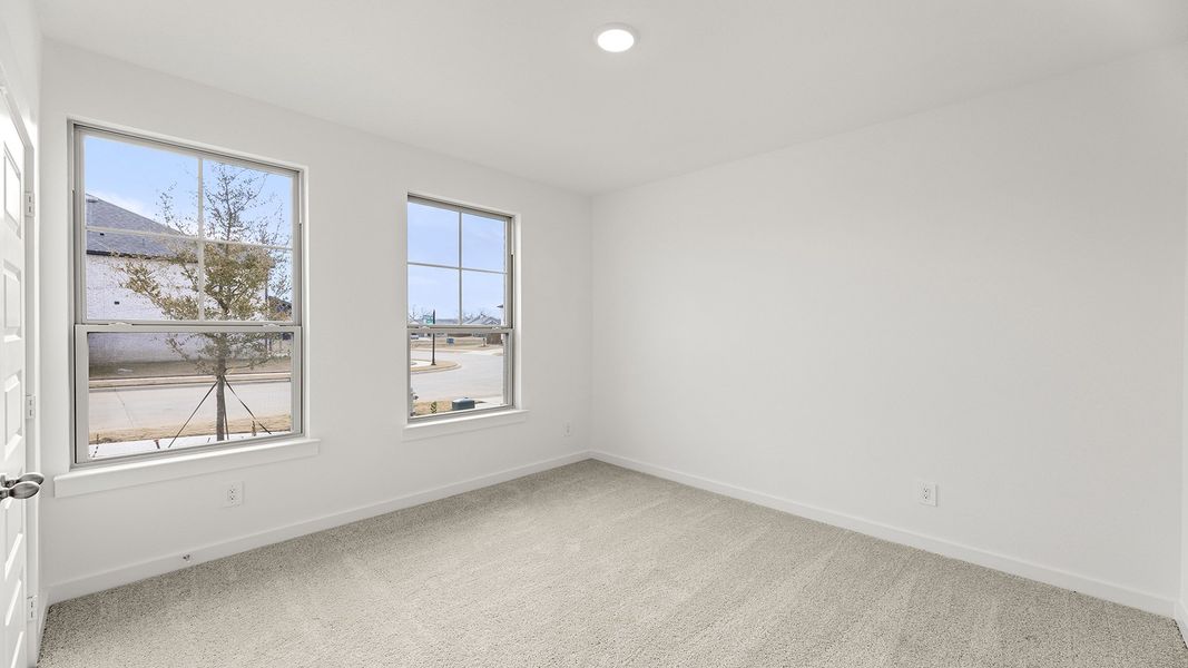 Spacious, unfurnished interior of a new home in Keeneland 50s, Aubrey (Image 24).
