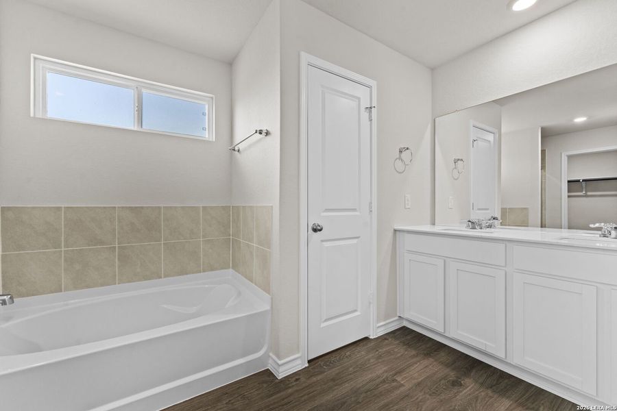 Furnished interior view inside a new home in High Garden, Comfort (Image 7).
