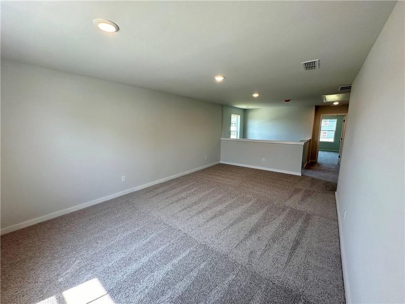 Spacious, unfurnished interior of a new home in Reserve at Gum Springs, Jefferson (Image 20).