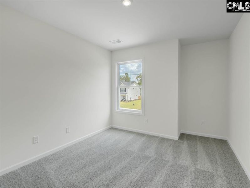 Spacious, unfurnished interior of a new home in Rolling Hills, Prosperity (Image 30).