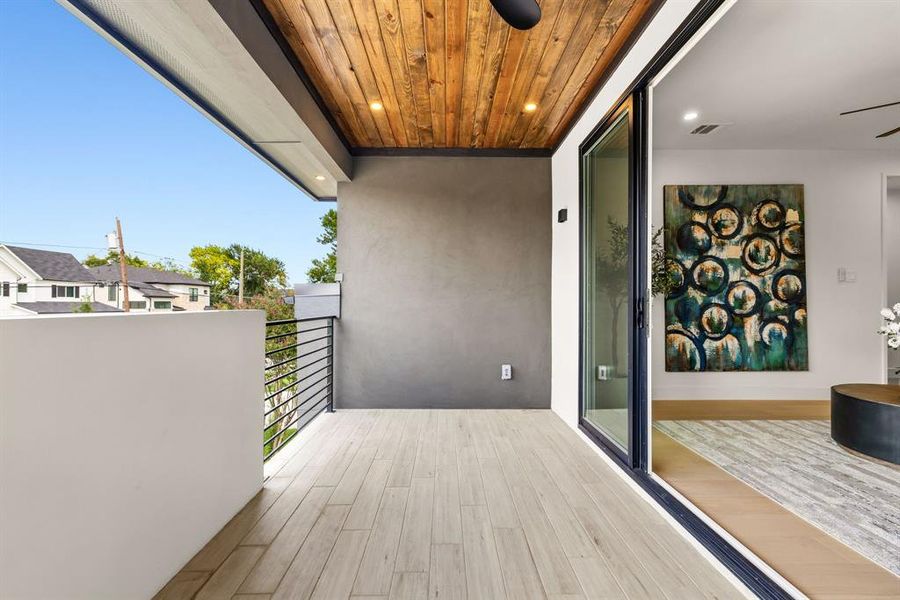 Furnished interior view inside a new home in , Dallas (Image 10).