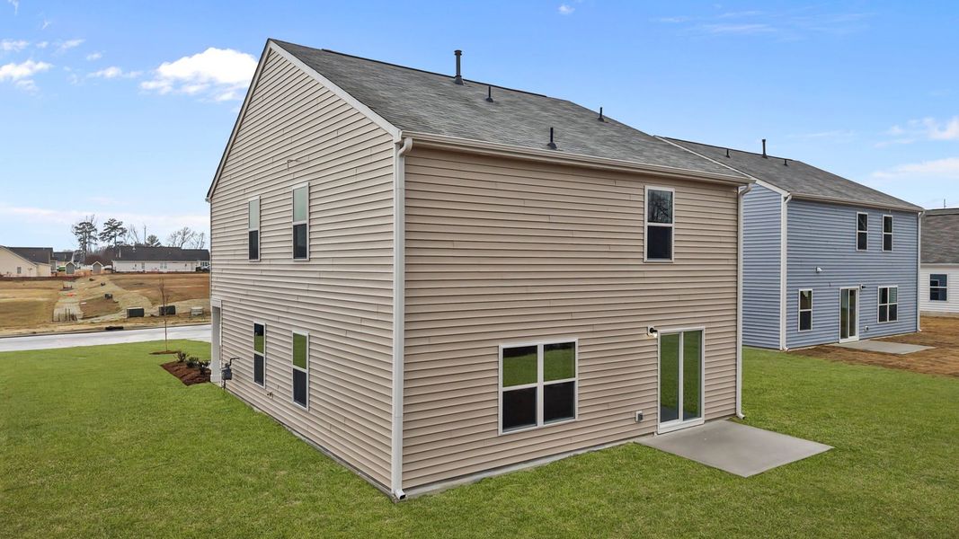 Exterior details and patio area of a home in Hunter Hill, Rocky Mount (Image 3).