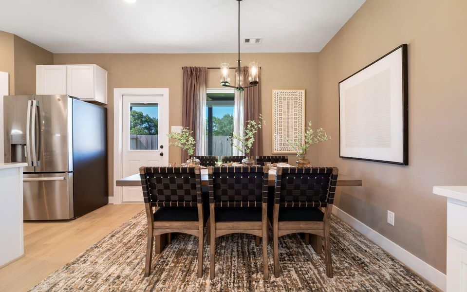 Furnished interior view inside a new home in Steed Landing, Texas City (Image 12).