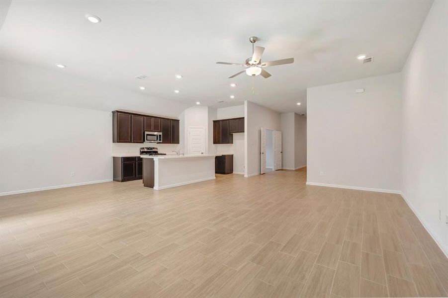 Spacious, unfurnished interior of a new home in Kings Way, Denton (Image 18). Spacious, unfurnished interior of a new home in Kings Way, Denton (Image 18).