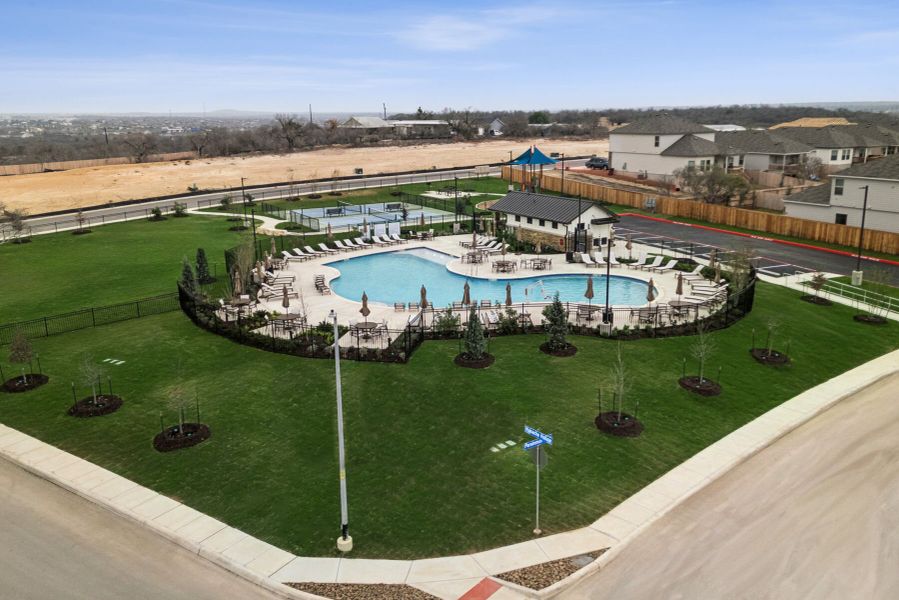 Community Amenities Community Amenities