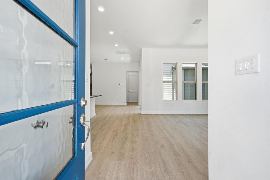 Spacious, unfurnished interior of a new home in Two Step Farm, Montgomery (Image 15). Spacious, unfurnished interior of a new home in Two Step Farm, Montgomery (Image 15).