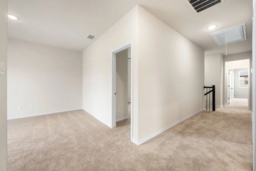 Spacious, unfurnished interior of a new home in The Cottages at Lariat, Liberty Hill (Image 44).