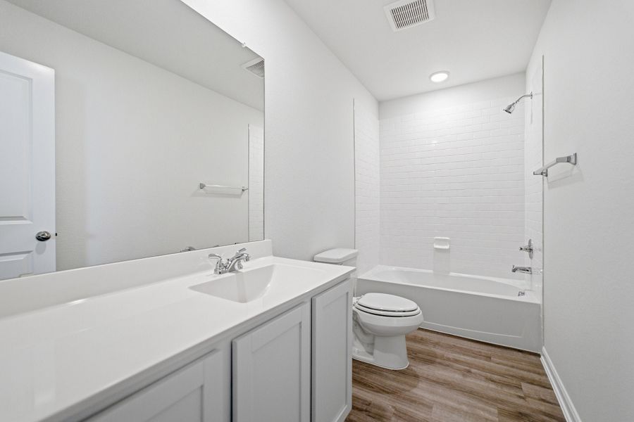 Furnished interior view inside a new home in La Terra, Celina (Image 14). Furnished interior view inside a new home in La Terra, Celina (Image 14).